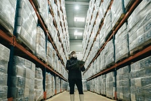 Estoque Inteligente com App + Predição